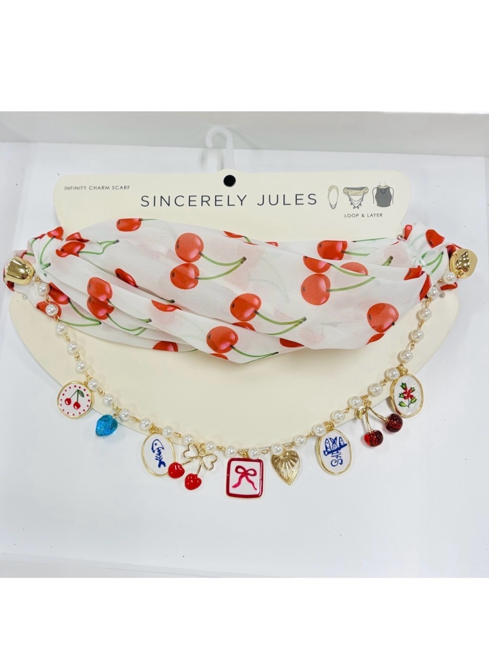 NWT ⚜️🍒⚜️ Sincerly Jules Infinity Charm Scarf